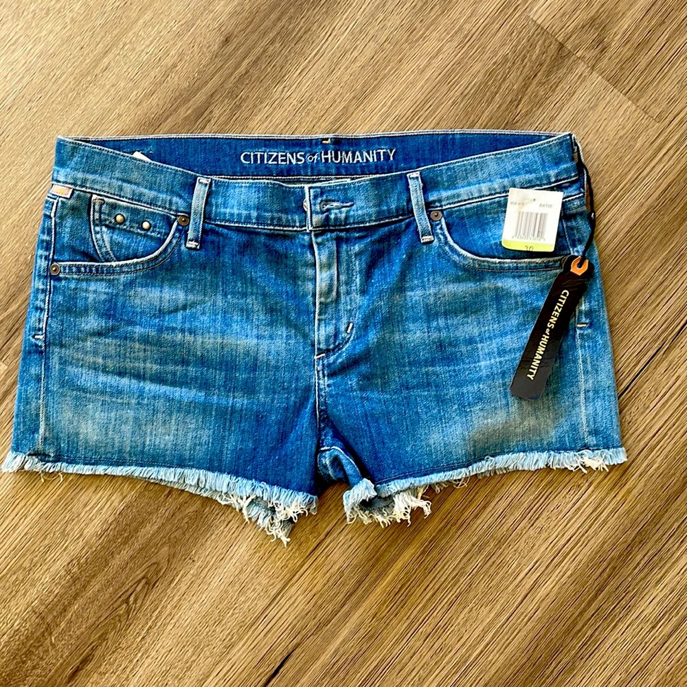 New with Tags Citizens of Humanity cutoff denim shorts size 30